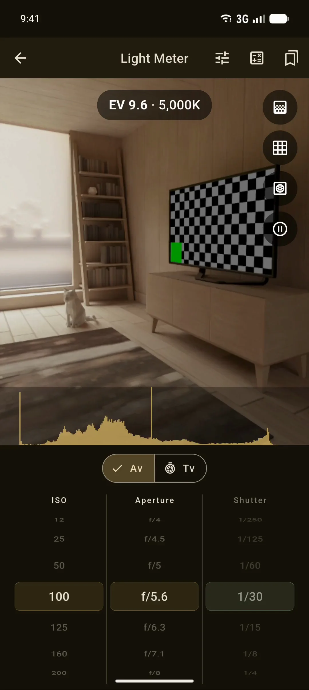Light Meter on Android, recorded on the current build: a spot reading on the scene, the Zone System map switched on, and the aperture wheel scrolled.