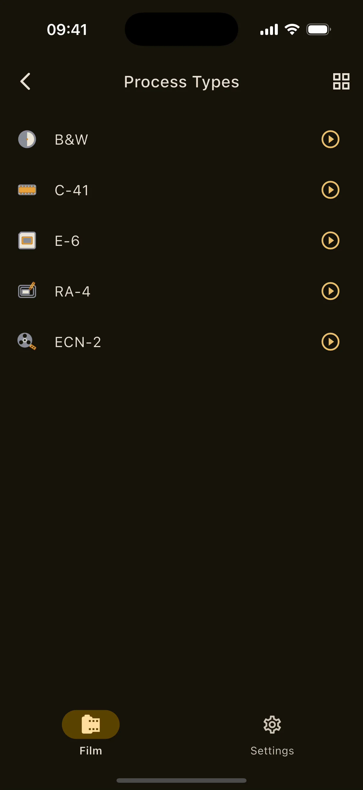 Process types on iPhone: B&W, C-41, E-6, RA-4, ECN-2 and custom processes.
